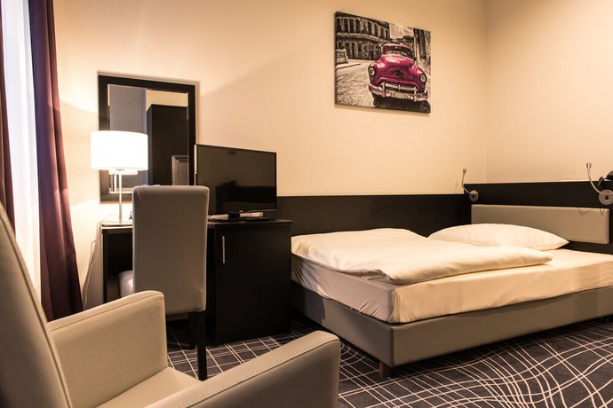 Imagen de la habitación del Hotel Sky Business. Foto 9