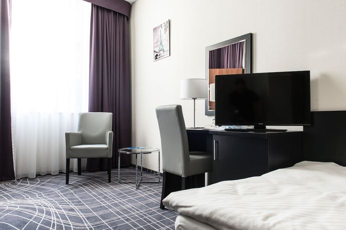 Imagen de la habitación del Hotel Sky Business. Foto 18