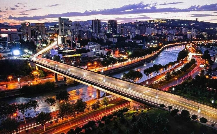 Imagen general del Hotel Sky By The River. Foto 8
