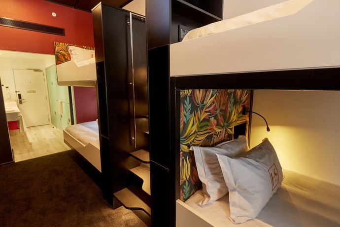 Imagen de la habitación del Hotel Sky Cape Town. Foto 3