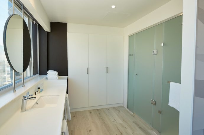 Imagen de la habitación del Hotel Sky Cape Town. Foto 9