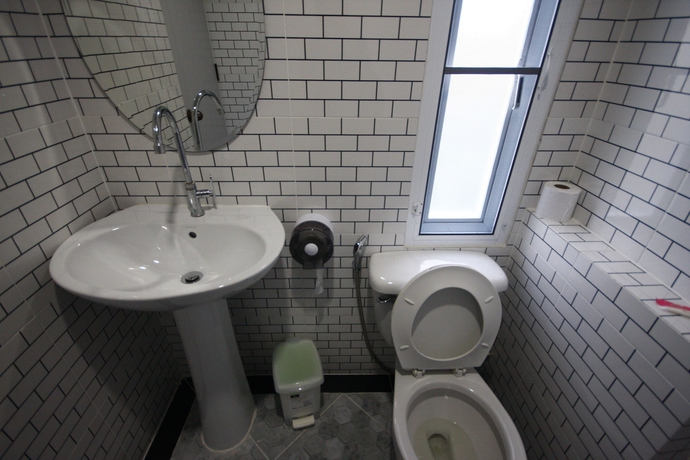 Imagen de la habitación del Hotel Sky Cottage. Foto 17