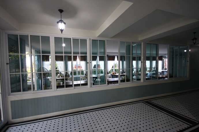 Imagen del bar/restaurante del Hotel Sky Cottage. Foto 4