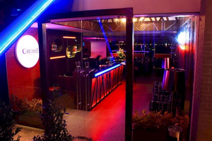 Imagen de los interiores del Hotel Sky Dome Resotel. Foto 8