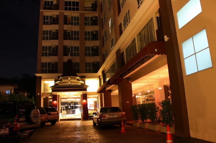 Imagen de los exteriores del Hotel Sky Dome Resotel. Foto 5