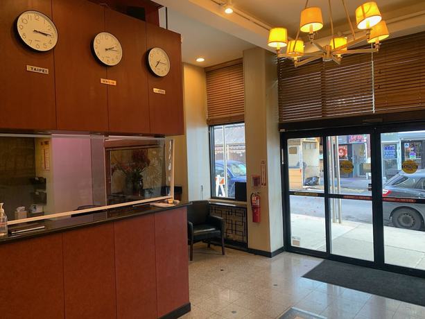 Imagen de los interiores del Hotel Sky Flushing/laguardia Airport. Foto 18