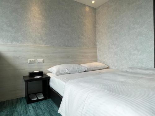 Imagen de la habitación del Hotel Sky Gate Hotel. Foto 9