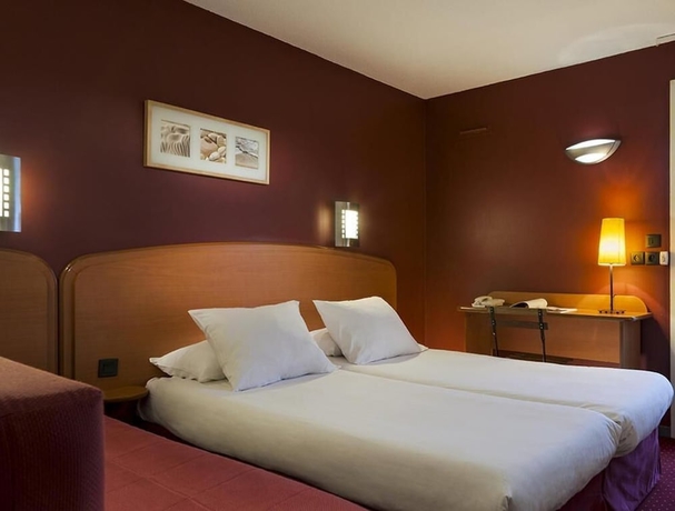 Imagen de la habitación del Hotel Sky Goussainville Charles de Gaulle. Foto 9