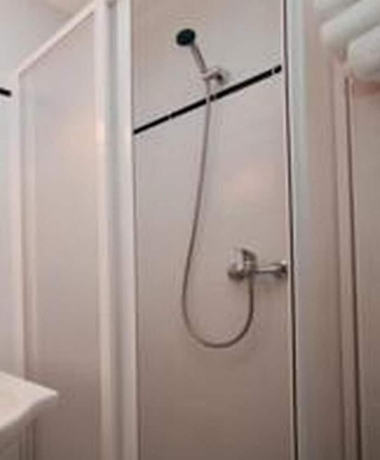 Imagen de la habitación del Hotel Sky Goussainville Charles de Gaulle. Foto 13