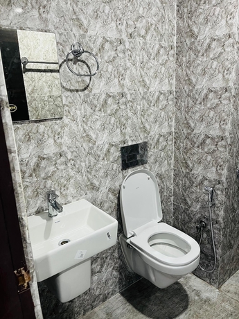Imagen de la habitación del Hotel Sky Grand. Foto 15
