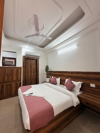 Imagen de la habitación del Hotel Sky, Gurugram. Foto 2