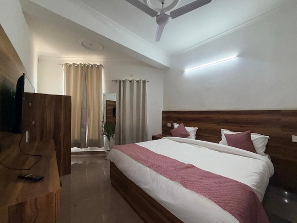 Imagen de la habitación del Hotel Sky, Gurugram. Foto 5