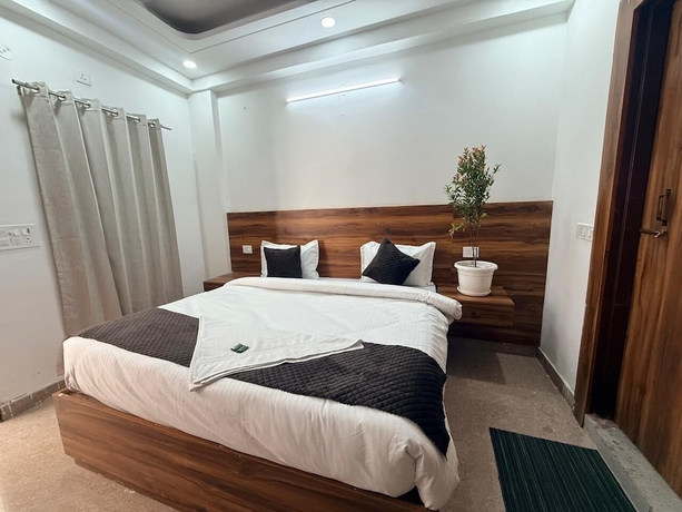 Imagen de la habitación del Hotel Sky, Gurugram. Foto 12