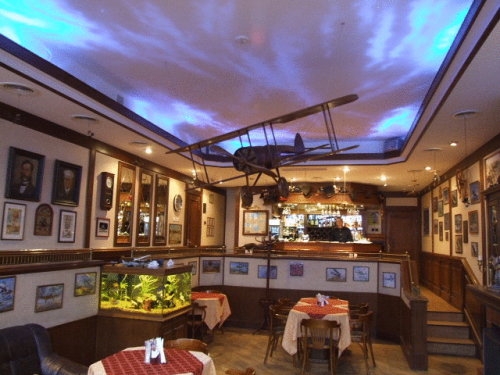 Imagen de los interiores del Hotel Sky High. Foto 4