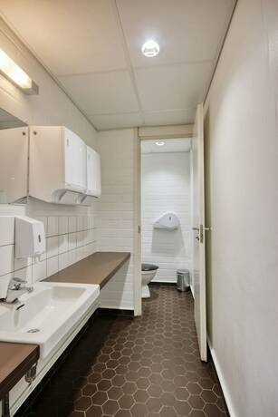 Imagen de la habitación del Hotel Sky Hostel Helsinki. Foto 17