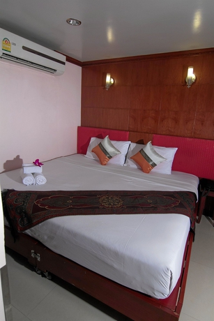Imagen de la habitación del Hotel Sky Inn 2. Foto 2