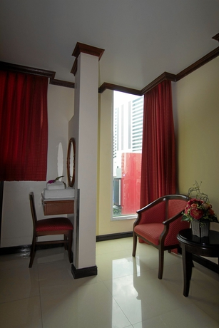 Imagen de los interiores del Hotel Sky Inn 2. Foto 12