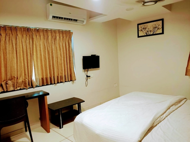Imagen de la habitación del Hotel Sky Inn, Bhavnagar. Foto 6