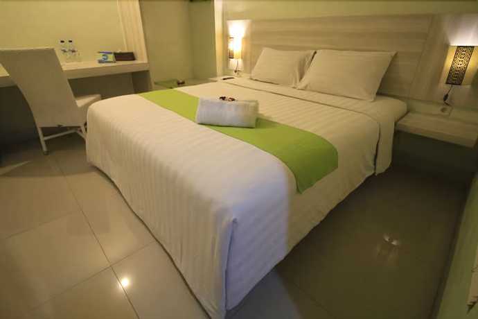 Imagen de la habitación del Hotel Sky Jogja. Foto 7