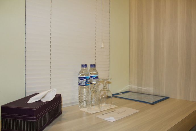 Imagen de la habitación del Hotel Sky Jogja. Foto 15