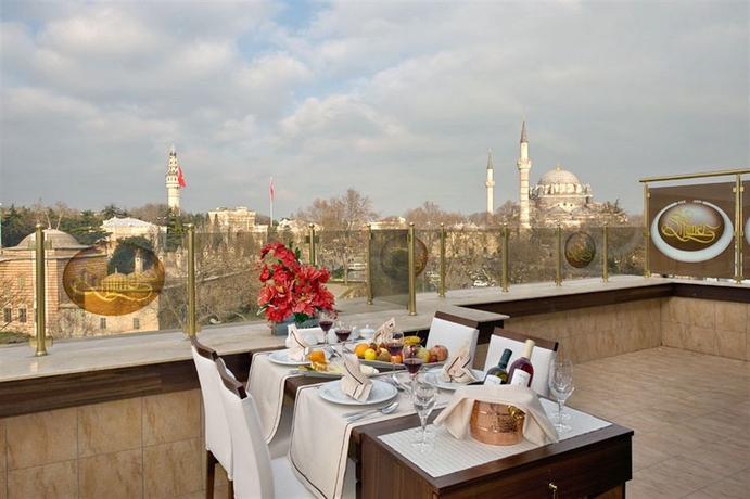 Imagen del bar/restaurante del Hotel Sky Kamer - Boutique Class. Foto 3