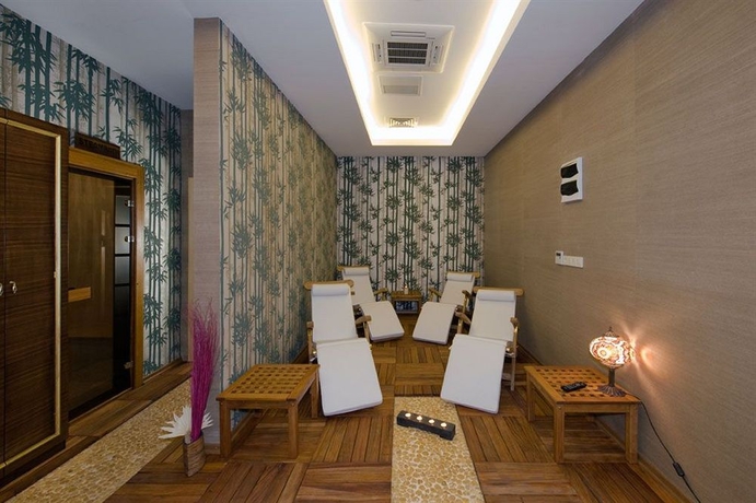 Imagen de la piscina del Hotel Sky Kamer - Boutique Class. Foto 16