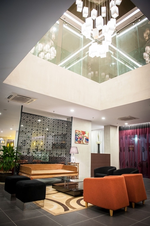 Imagen de los interiores del Hotel Sky Kota Kinabalu. Foto 14