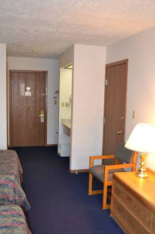 Imagen de la habitación del Hotel Sky Lodge Inn and Suites. Foto 16