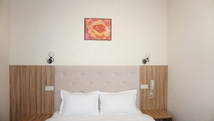 Imagen de la habitación del Hotel Sky Lux and Spa. Foto 4