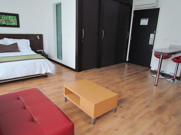 Imagen de la habitación del Hotel Sky Medellin. Foto 10