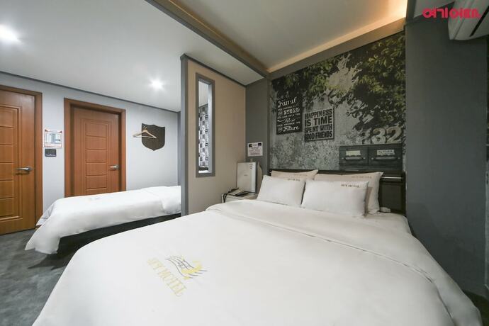 Imagen de la habitación del Hotel Sky Motel. Foto 17