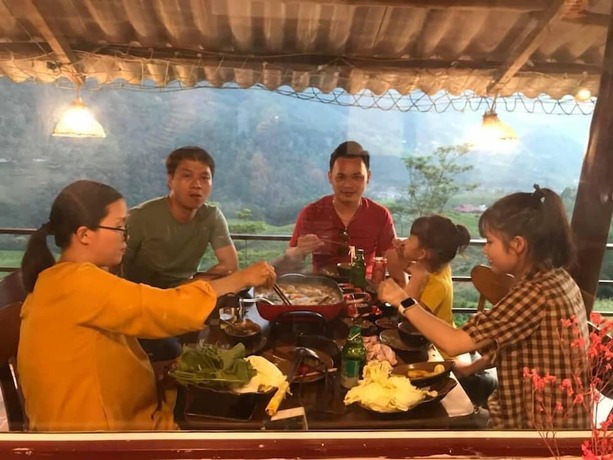 Imagen del bar/restaurante del Hotel Sky Mountain Ecolodge. Foto 4