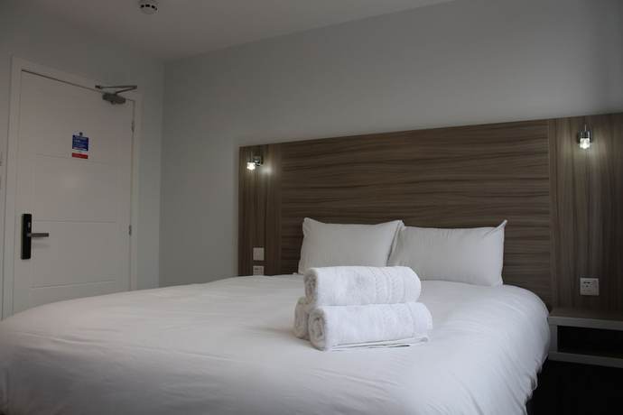 Imagen de la habitación del Hotel Sky Nights London Heathrow. Foto 3