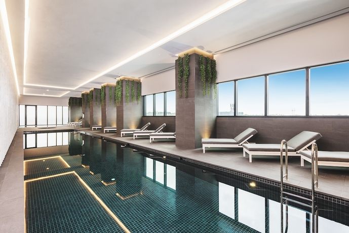 Imagen de la piscina del Hotel Sky One Apartments By Cllix. Foto 17
