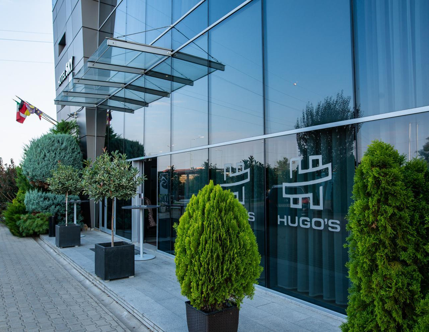 Imagen general del Hotel Sky, Oradea. Foto 2