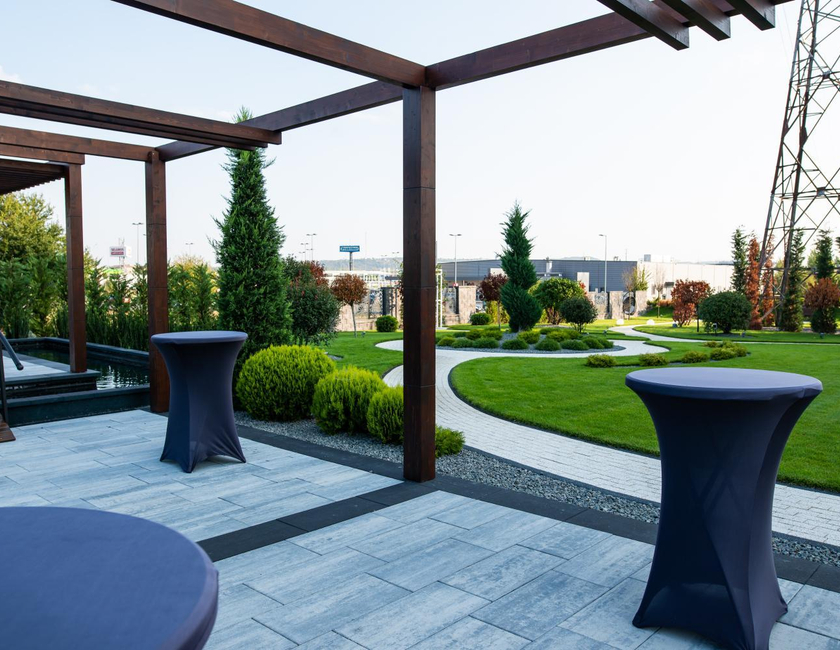 Imagen general del Hotel Sky, Oradea. Foto 3