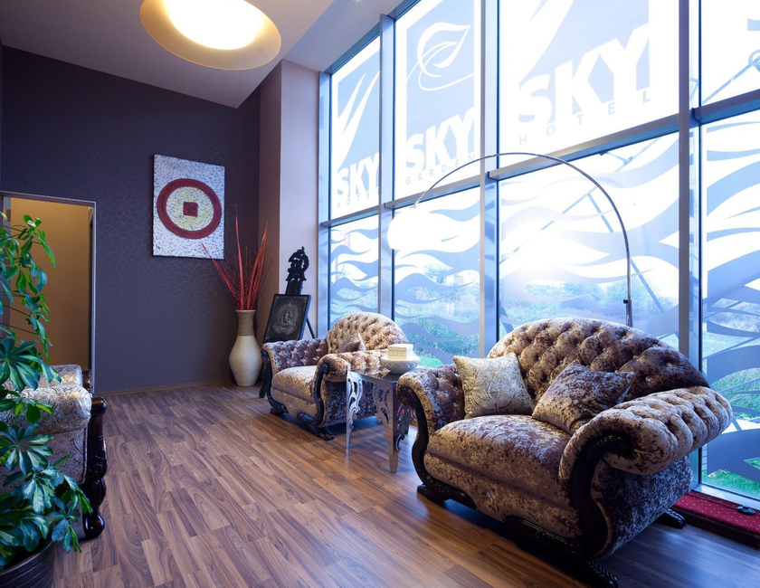 Imagen general del Hotel Sky, Oradea. Foto 9