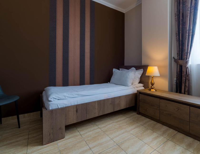 Imagen general del Hotel Sky, Oradea. Foto 19