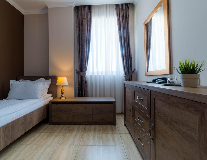 Imagen general del Hotel Sky, Oradea. Foto 20