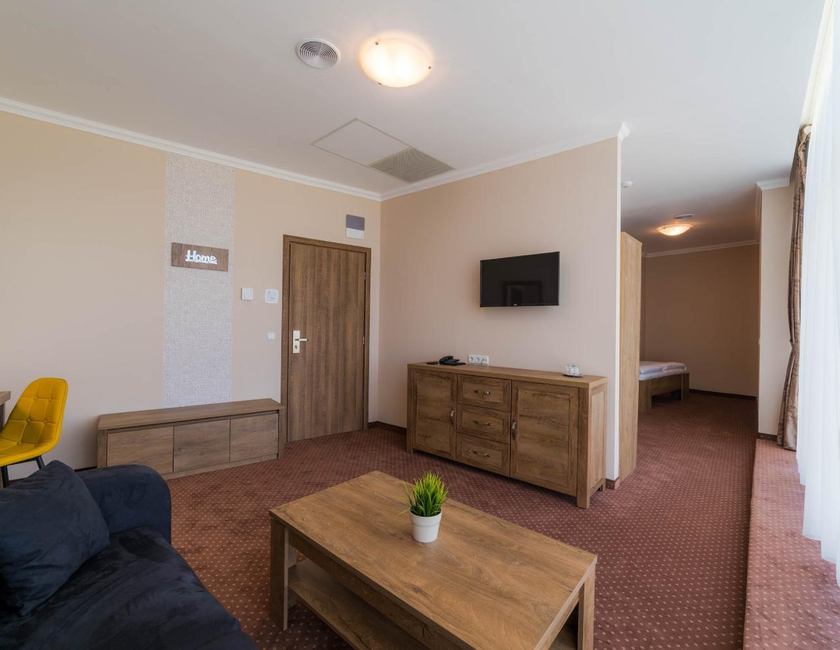 Imagen general del Hotel Sky, Oradea. Foto 23