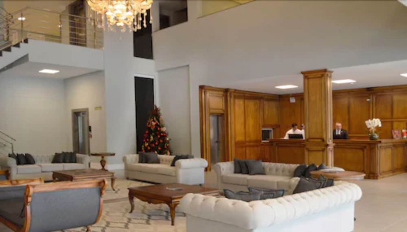 Imagen de los interiores del Hotel Sky Palace. Foto 20