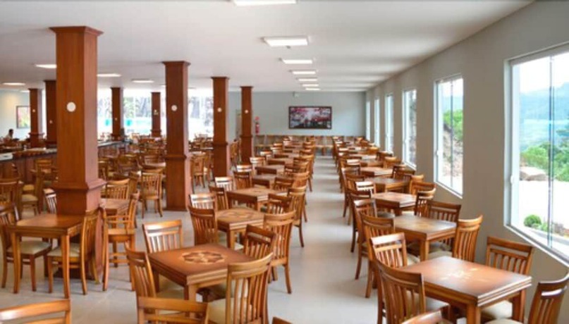 Imagen del bar/restaurante del Hotel Sky Palace. Foto 7