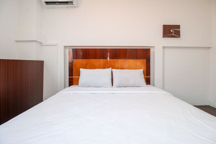 Imagen de la habitación del Hotel Sky Residence Simpang Lima 1 Semarang. Foto 15