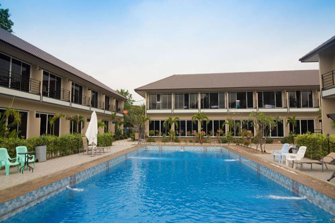 Imagen de los exteriores del Hotel Sky Resort, Kanchanaburi Ciudad. Foto 14