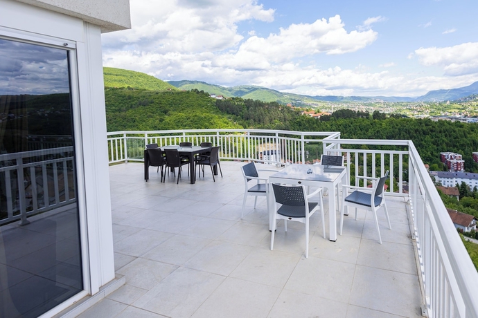 Imagen de la habitación del Hotel Sky Rise. Foto 11