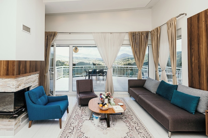 Imagen de los interiores del Hotel Sky Rise. Foto 15