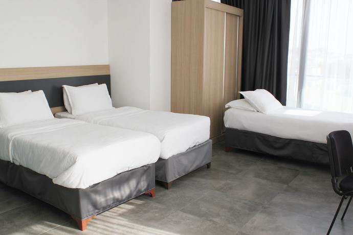 Imagen de la habitación del Hotel Sky Roof. Foto 5