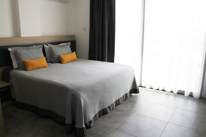 Imagen de la habitación del Hotel Sky Roof. Foto 10