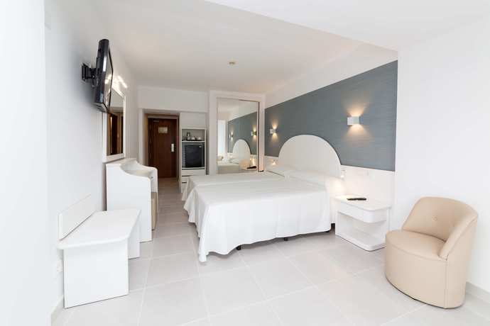 Imagen de la habitación del Hotel Sky Senses. Foto 6