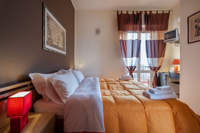 Imagen de la habitación del Hotel Sky Sleeping. Foto 11